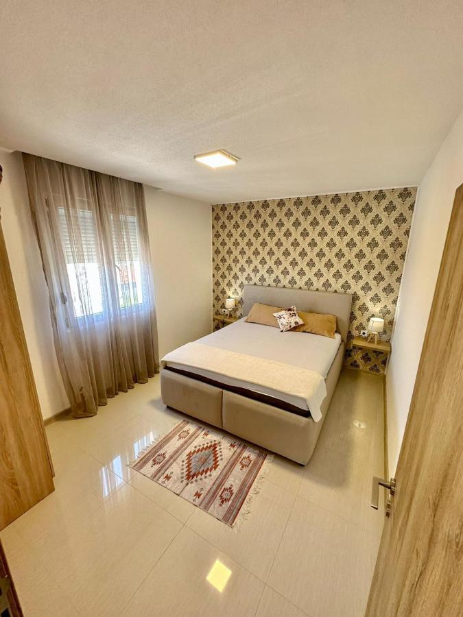 Montenegrina Apartment Budva Exterior photo