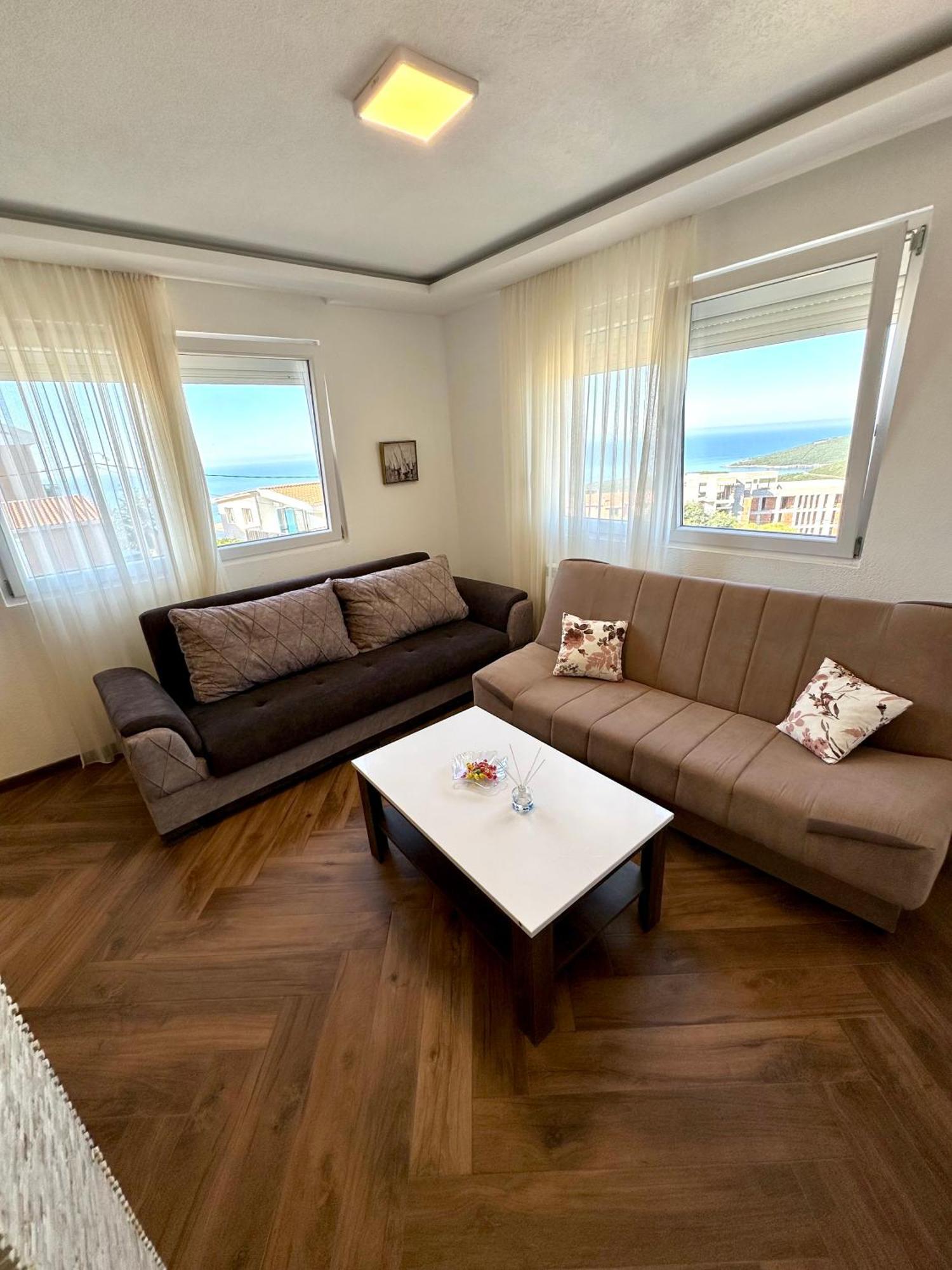 Montenegrina Apartment Budva Exterior photo